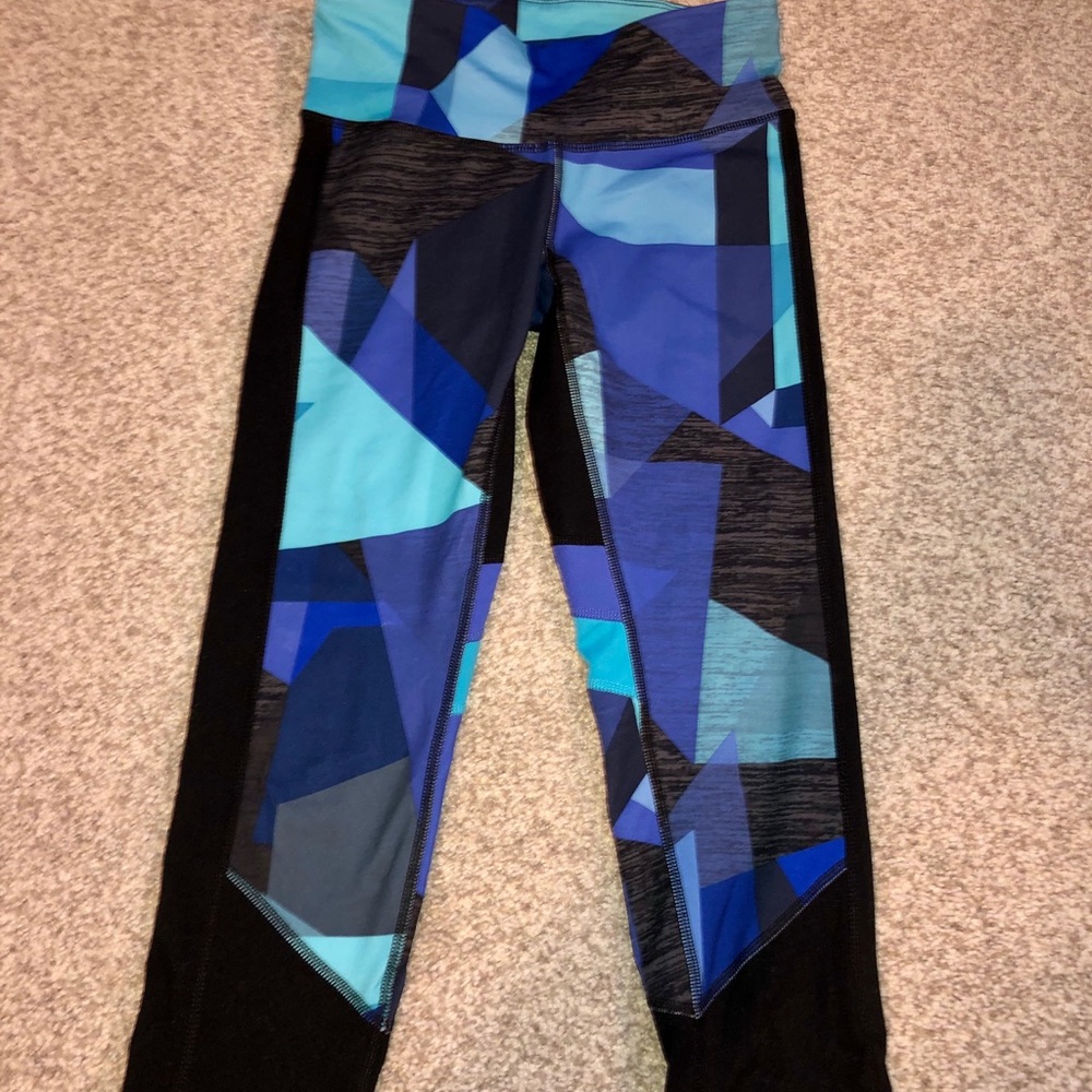Fun patterned cropped leggings